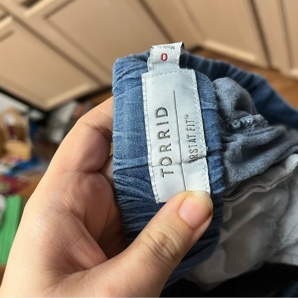Torrid Blue Chambray Pull-On Shorts Size 0 Y - Picture 6 of 7
